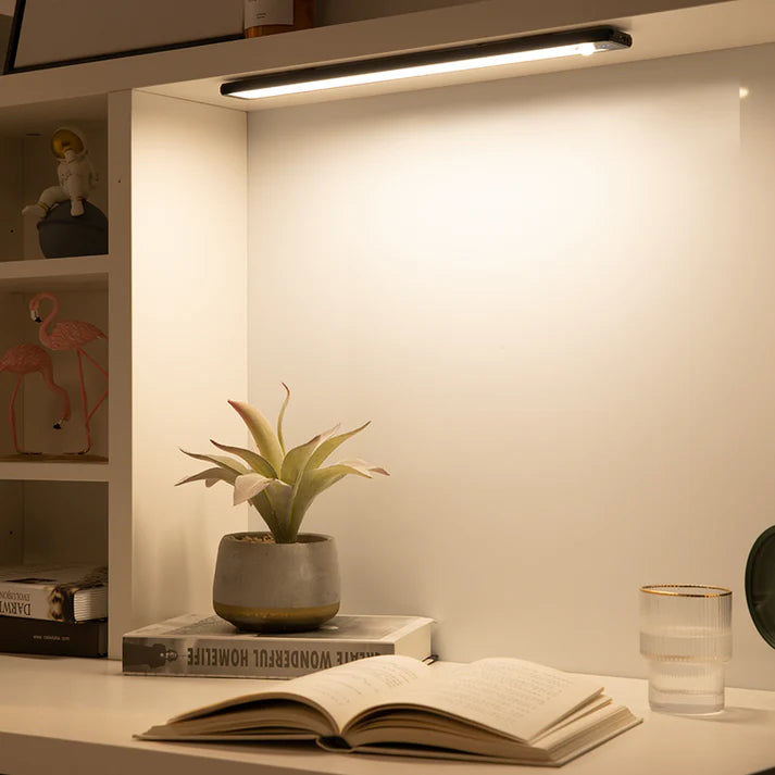 illumisense™ Magnetic Smart Light